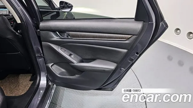 2019 Honda Accord 10th Gen 1.5 Turbo Sold VIN 1HGCV1650KA511591 – engine bay