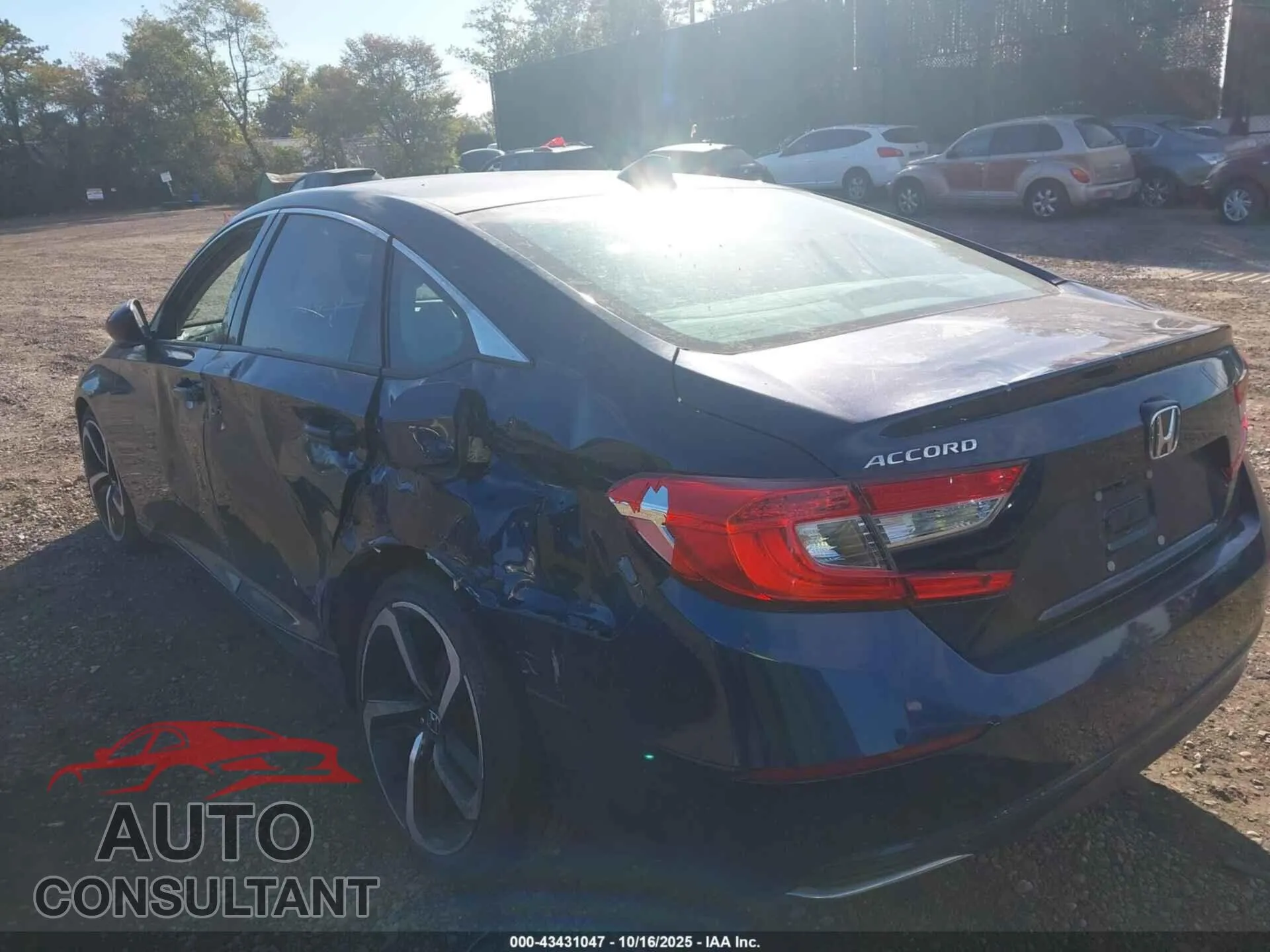 2018 HONDA ACCORD Damaged VIN 1HGCV1F18JA069178 – side profile