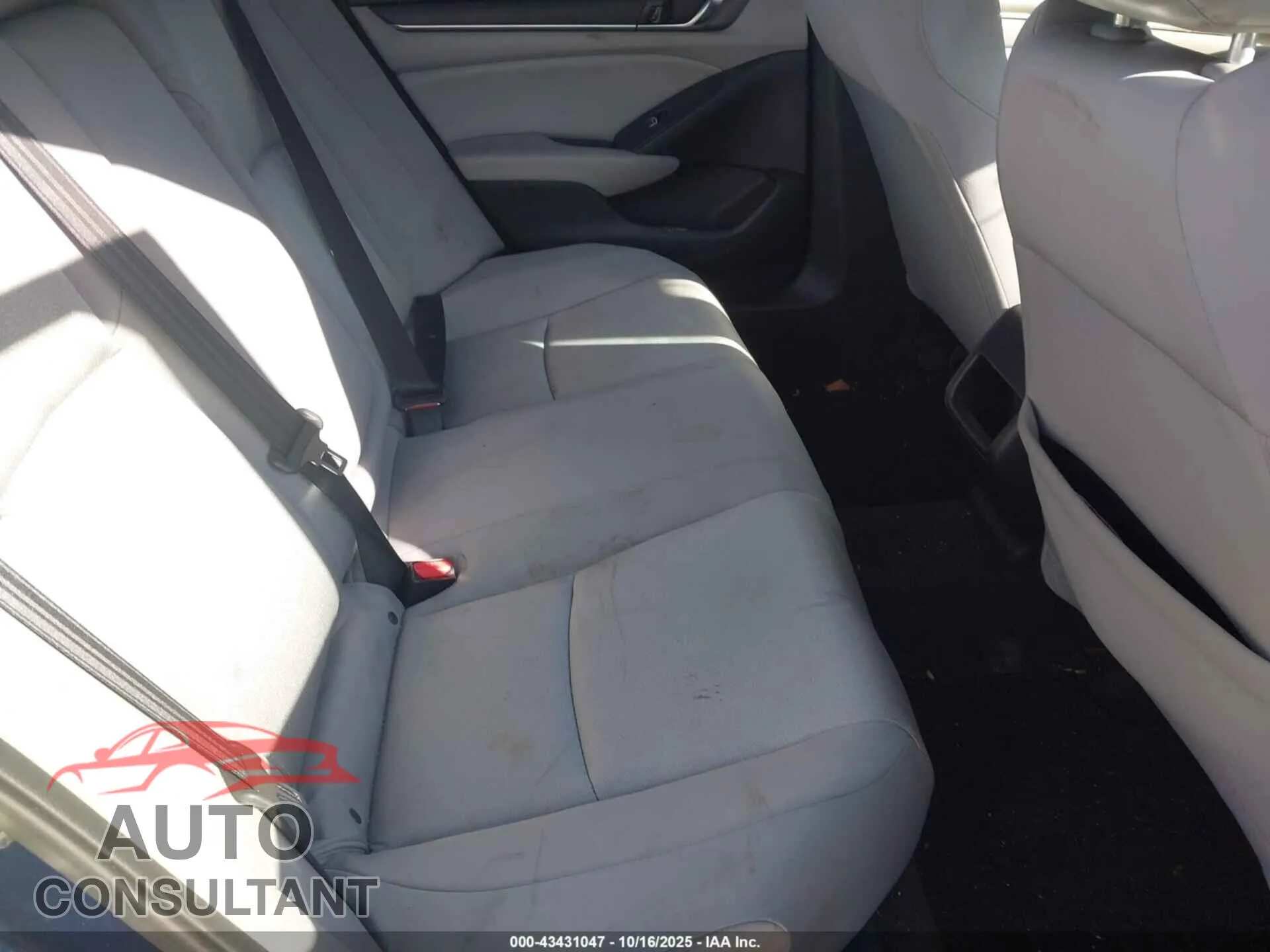 2018 HONDA ACCORD Damaged VIN 1HGCV1F18JA069178 – undercarriage