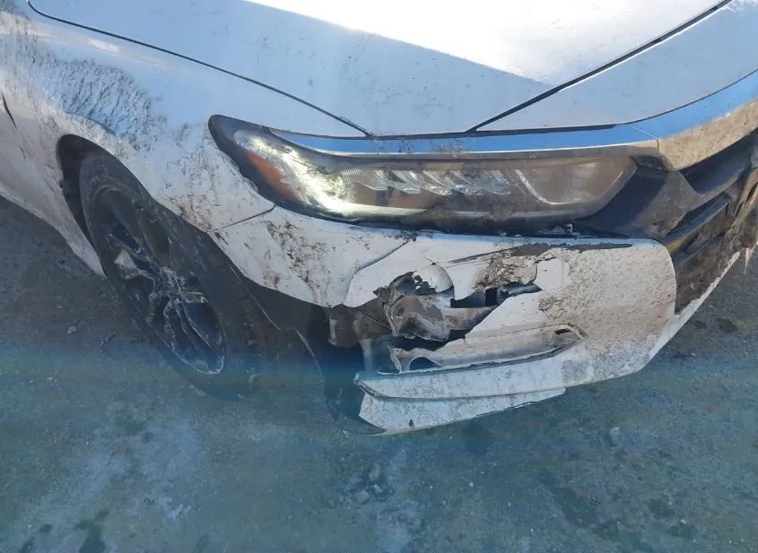 2018 HONDA Accord Used VIN 1HGCV1F1XJA109714 – rear exterior