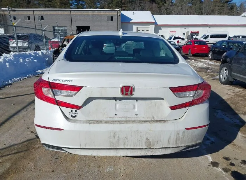 2018 HONDA Accord Used VIN 1HGCV1F1XJA109714 – photo 19