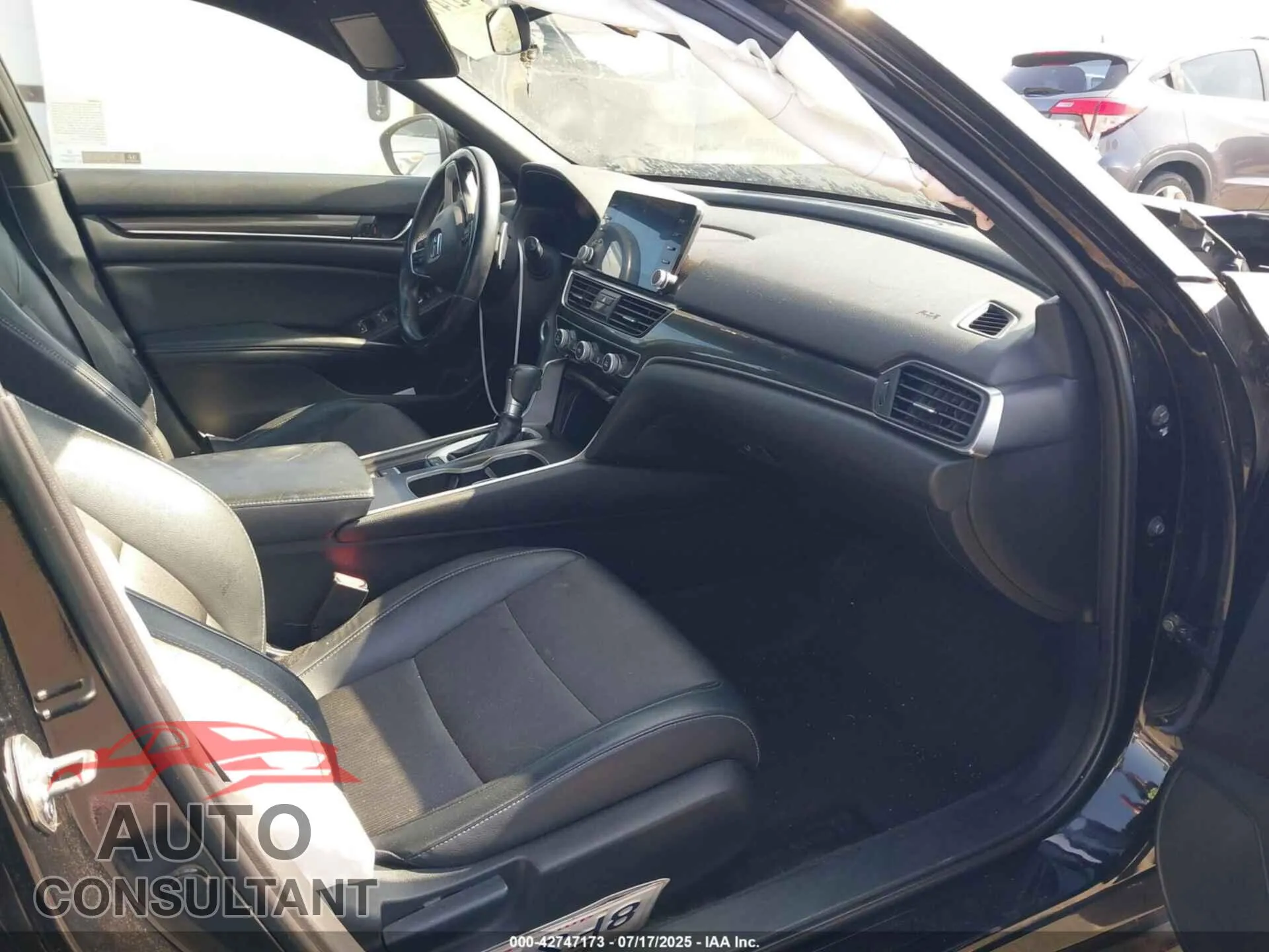 2018 HONDA ACCORD Damaged VIN 1HGCV1F34JA241854 – interior seats