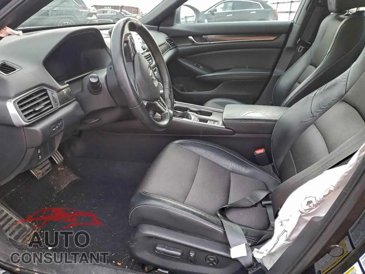 2018 HONDA ACCORD Damaged VIN 1HGCV1F36JA203493 – exterior detail