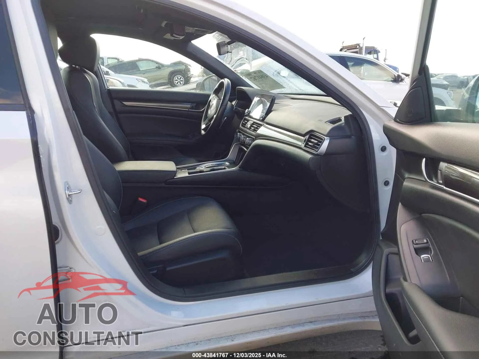 2021 HONDA ACCORD Damaged VIN 1HGCV2F31MA024739 – interior seats
