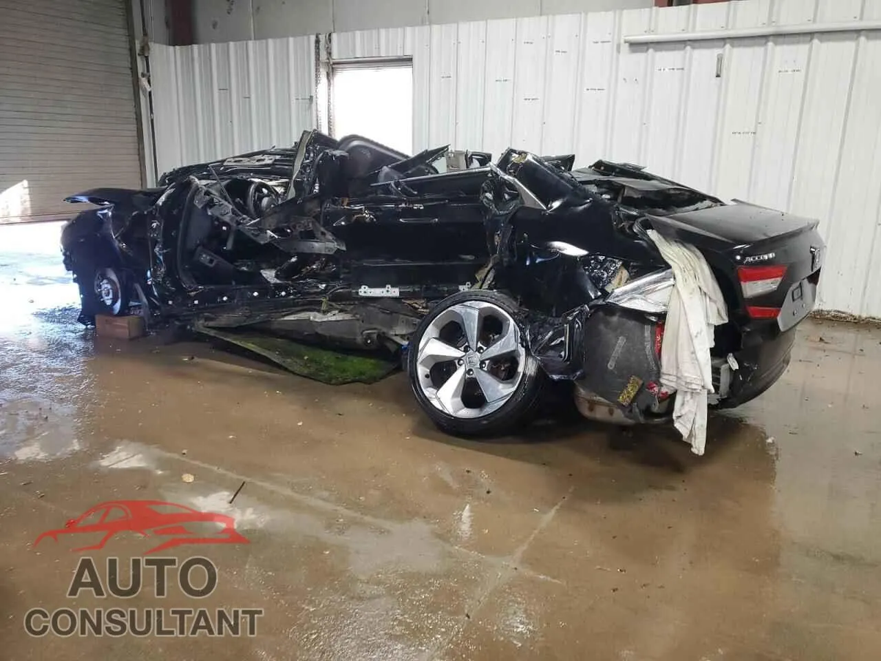 2018 HONDA ACCORD Damaged VIN 1HGCV2F9XJA012041 – rear exterior