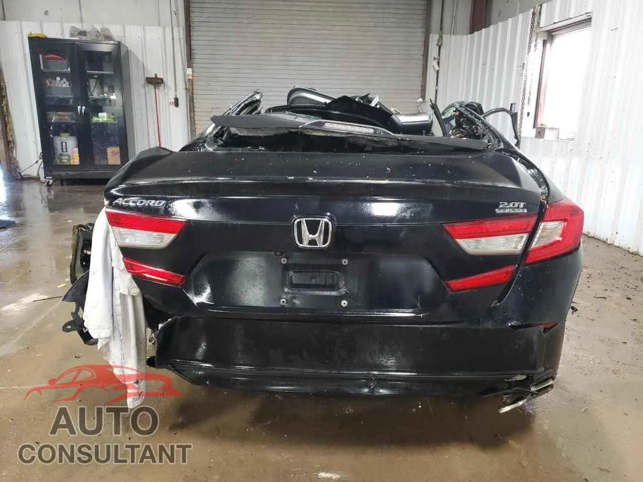 2018 HONDA ACCORD Damaged VIN 1HGCV2F9XJA012041 – engine bay