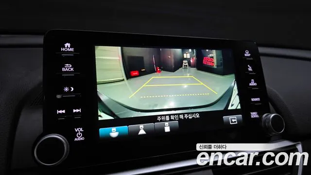 2019 Honda Accord 10th Gen 2.0 Hybrid Touring Sold VIN 1HGCV3690KA512706 – trunk area