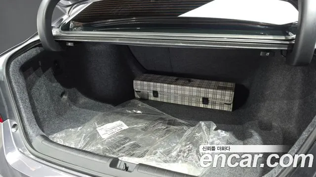 2021 Honda Accord 10th Gen 2.0 Hybrid Touring Sold VIN 1HGCV3690MA510212 – exterior detail