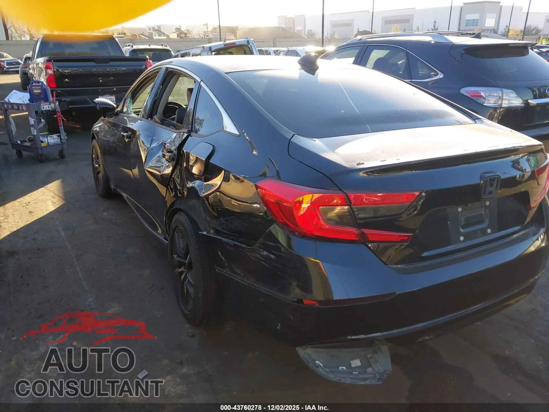 2018 HONDA ACCORD HYBRID Damaged VIN 1HGCV3F50JA010902 – side profile