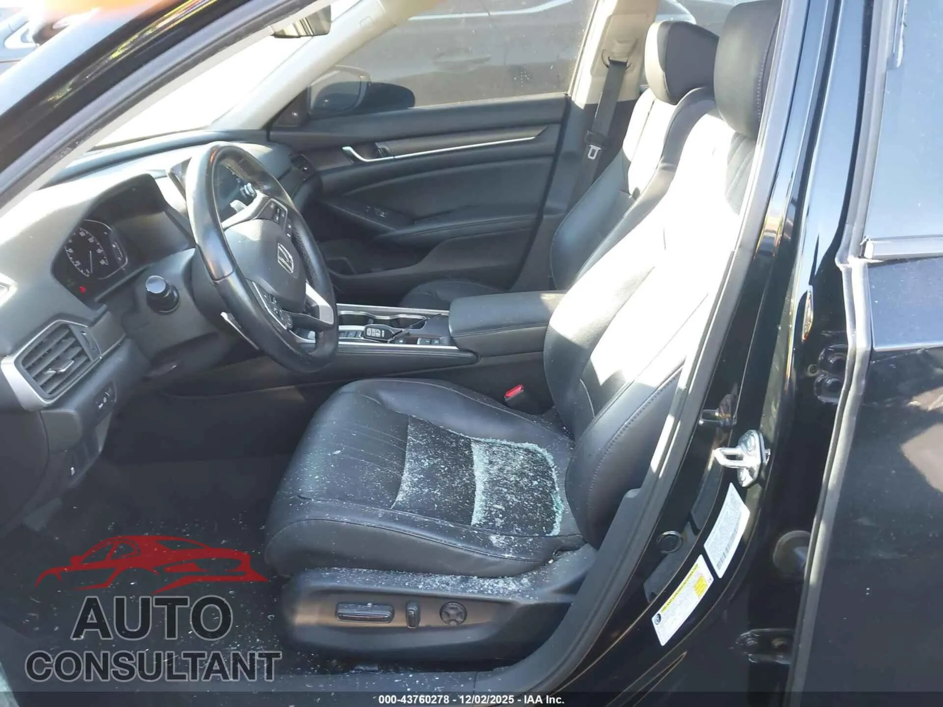 2018 HONDA ACCORD HYBRID Damaged VIN 1HGCV3F50JA010902 – interior seats