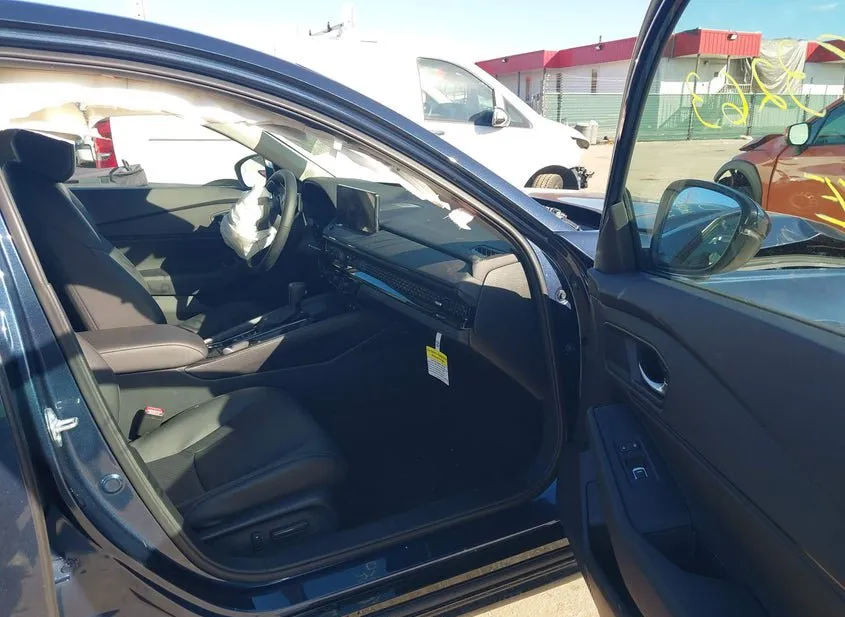 2025 HONDA Accord Used VIN 1HGCY2F67SA069084 – trunk area