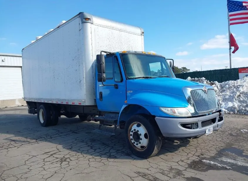 2013 INTERNATIONAL MA065 Used VIN 1HTJTSKM5DH352122 – engine bay