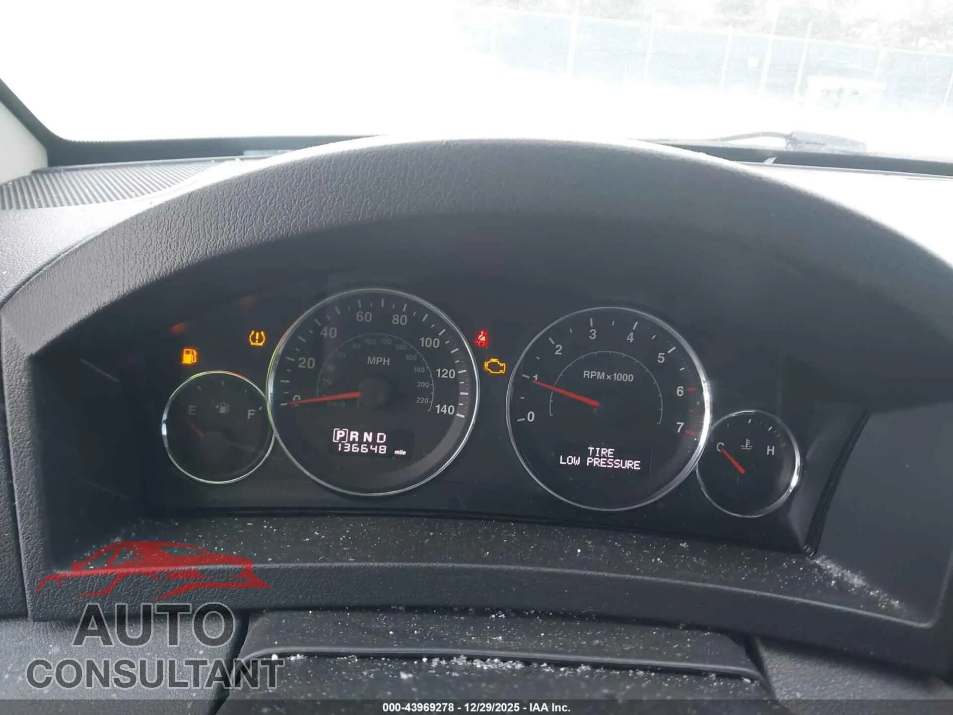 2010 JEEP GRAND CHEROKEE Damaged VIN 1J4PR4GK7AC129432 – exterior detail