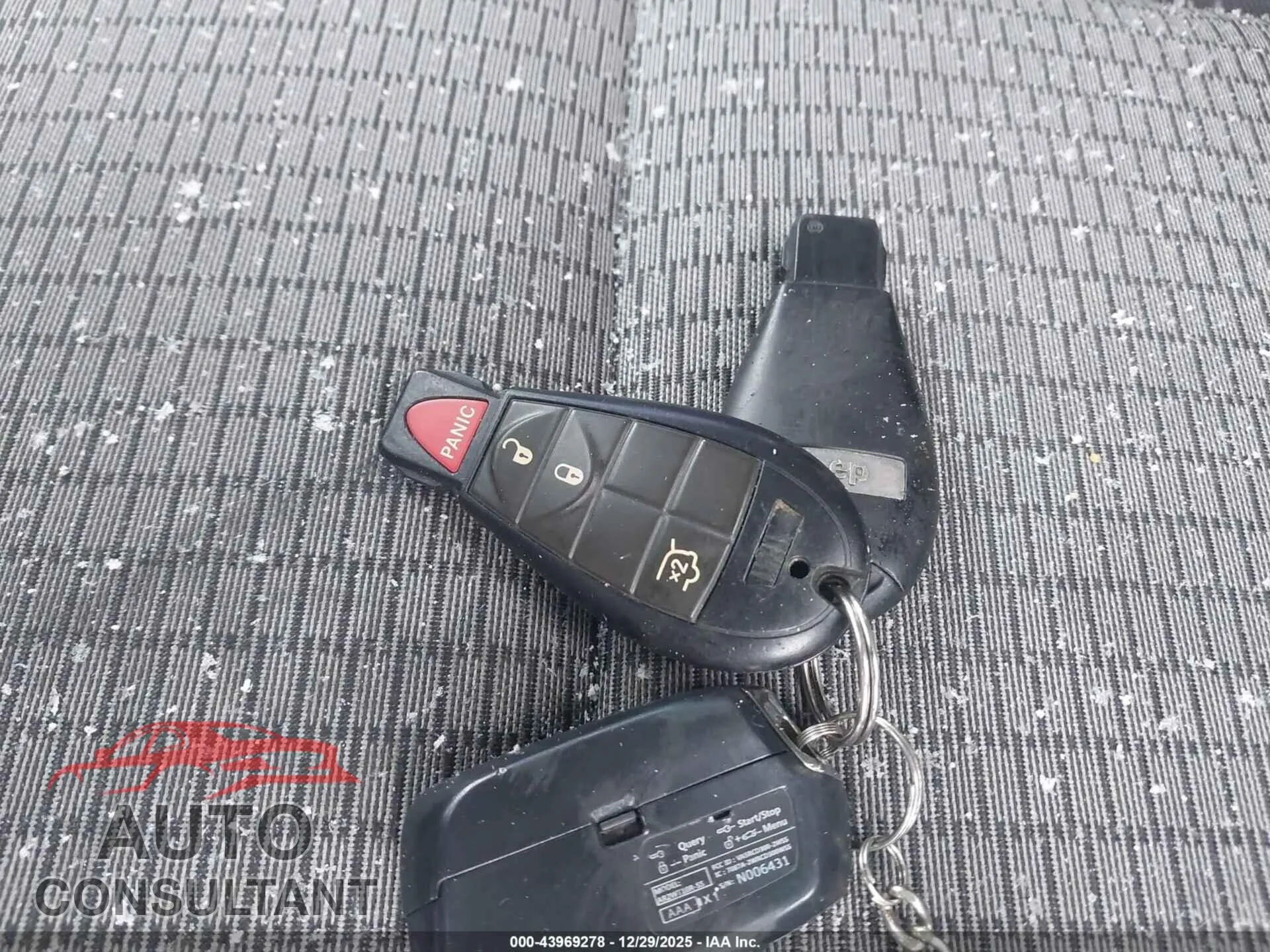 2010 JEEP GRAND CHEROKEE Damaged VIN 1J4PR4GK7AC129432 – photo 11