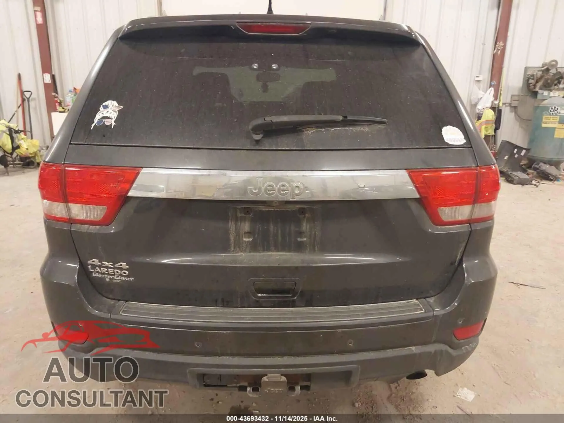 2011 JEEP GRAND CHEROKEE Damaged VIN 1J4RR4GG4BC737673 – photo 16