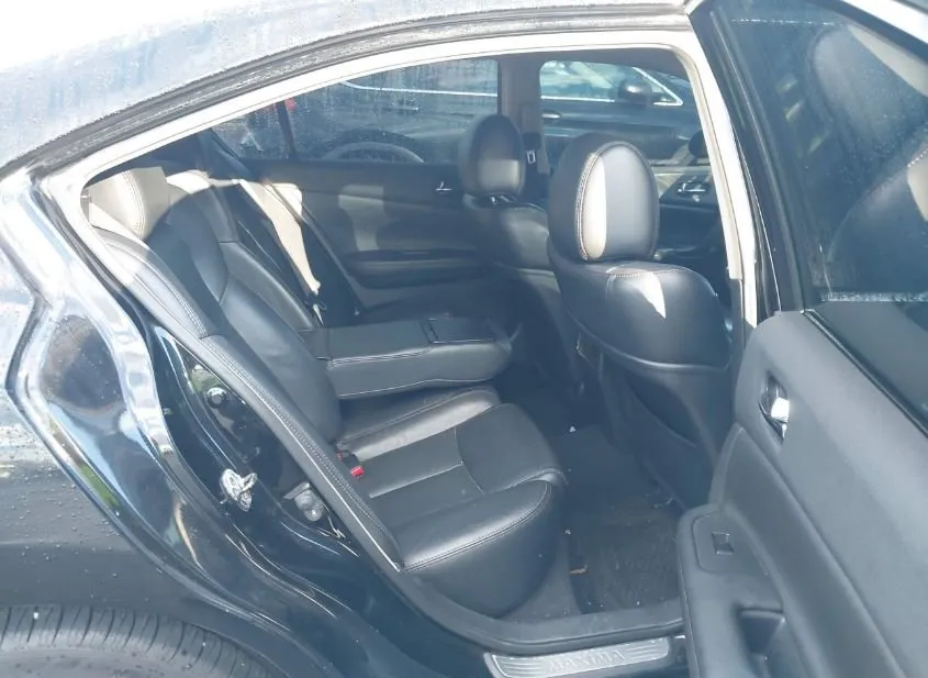 2010 NISSAN Maxima Used VIN 1N4AA5AP3AC821190 – exterior detail