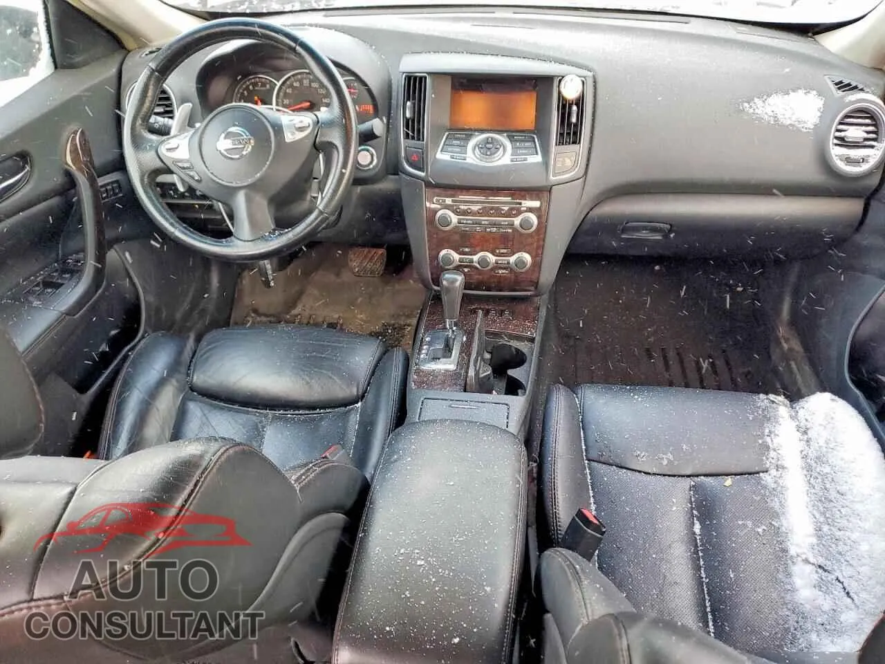2011 NISSAN MAXIMA Damaged VIN 1N4AA5APXBC806543 – undercarriage 2011 NISSAN MAXIMA Damaged VIN 1N4AA5APXBC806543 – undercarriage