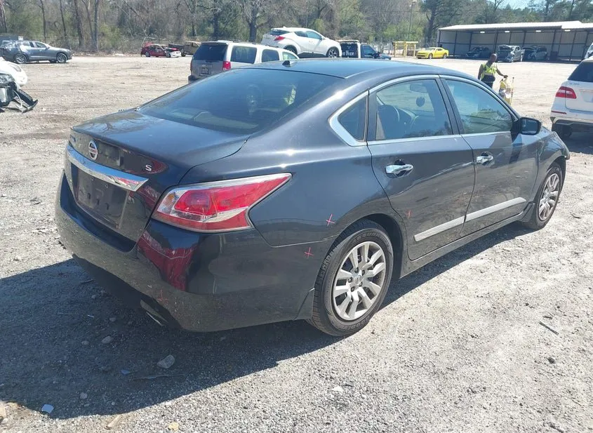 2015 NISSAN Altima Used VIN 1N4AL3AP3FC122387 – interior seats 2015 NISSAN Altima Used VIN 1N4AL3AP3FC122387 – interior seats