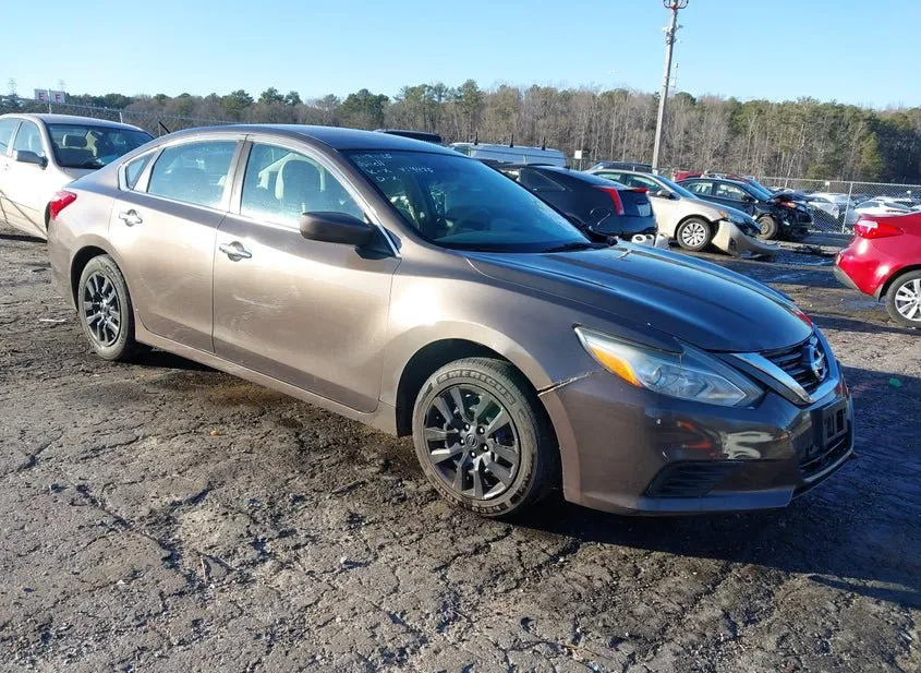 2016 NISSAN Altima Used VIN 1N4AL3AP4GN304475 – undercarriage 2016 NISSAN Altima Used VIN 1N4AL3AP4GN304475 – undercarriage