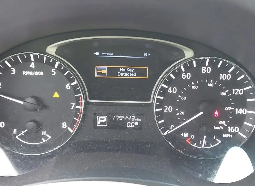 2013 NISSAN Altima Used VIN 1N4AL3AP5DN560586 – interior seats 2013 NISSAN Altima Used VIN 1N4AL3AP5DN560586 – interior seats