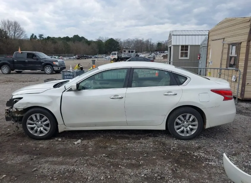 2013 NISSAN Altima Used VIN 1N4AL3AP5DN560586 – photo 11 2013 NISSAN Altima Used VIN 1N4AL3AP5DN560586 – photo 11