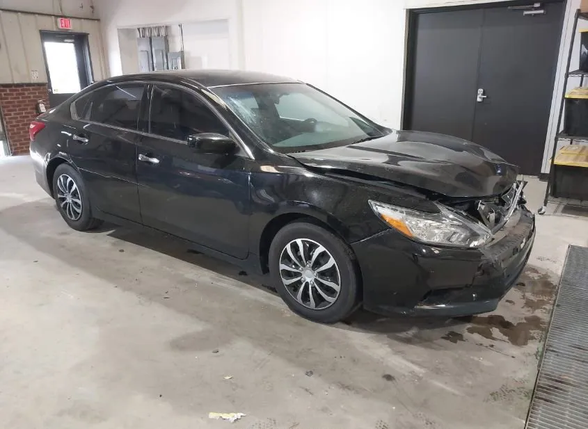 2017 NISSAN Altima Used VIN 1N4AL3AP7HC186161 – side profile