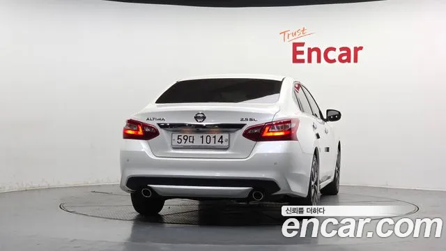 2018 Nissan Altima 2.5 Tech VIN 1N4AL3APXJC288821