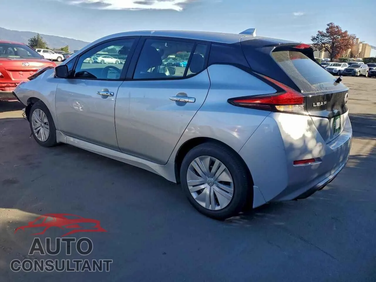 2024 NISSAN LEAF Damaged VIN 1N4AZ1BV1RC555727 – rear exterior