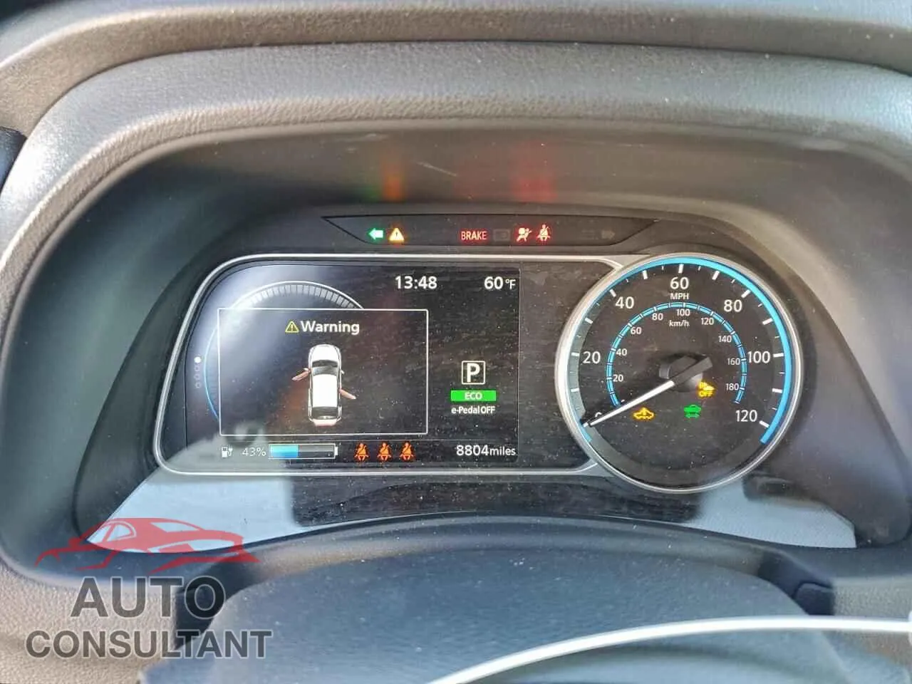 2024 NISSAN LEAF Damaged VIN 1N4AZ1BV1RC555727 – trunk area