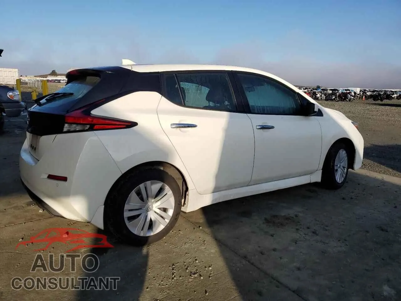 2024 NISSAN LEAF Damaged VIN 1N4AZ1BV9RC550890 – side profile