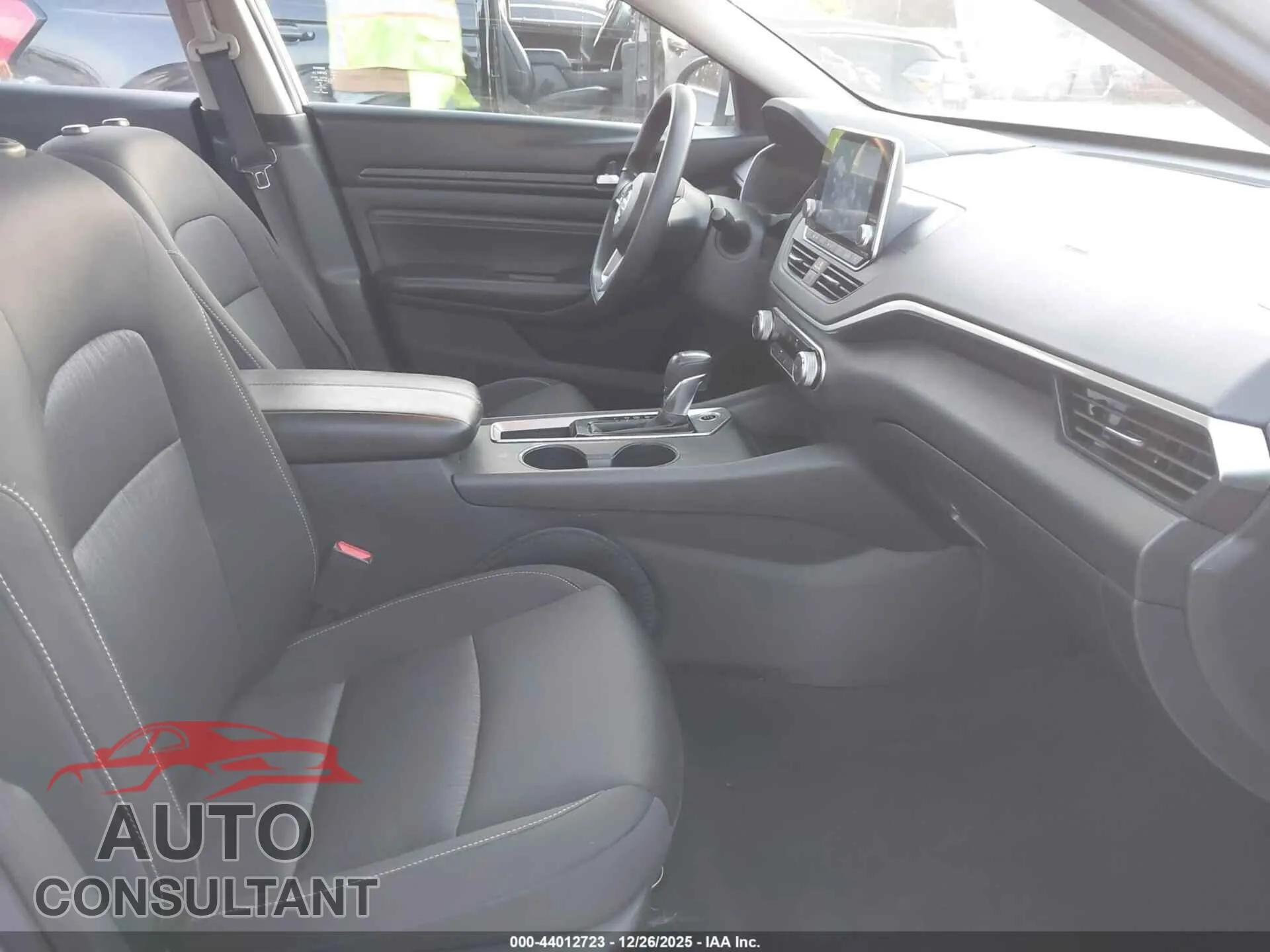 2020 NISSAN ALTIMA Damaged VIN 1N4BL4BV2LC273451 – interior seats