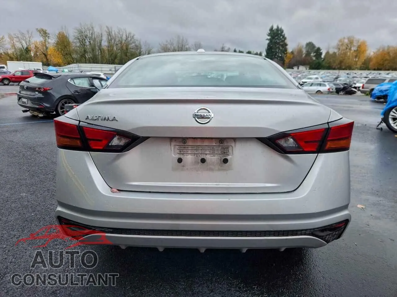 2020 NISSAN ALTIMA Damaged VIN 1N4BL4BV5LC225619 – engine bay