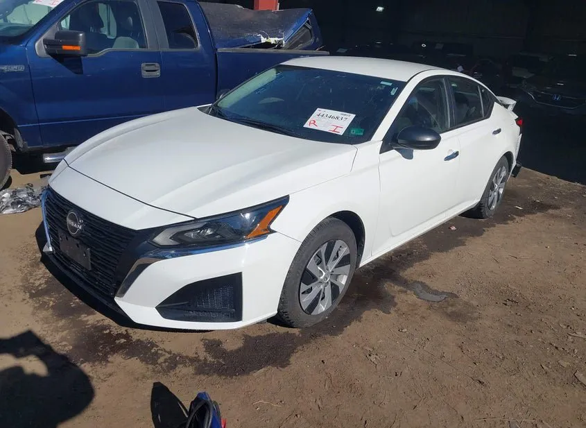 2024 NISSAN Altima Used VIN 1N4BL4BV7RN364406 – interior seats