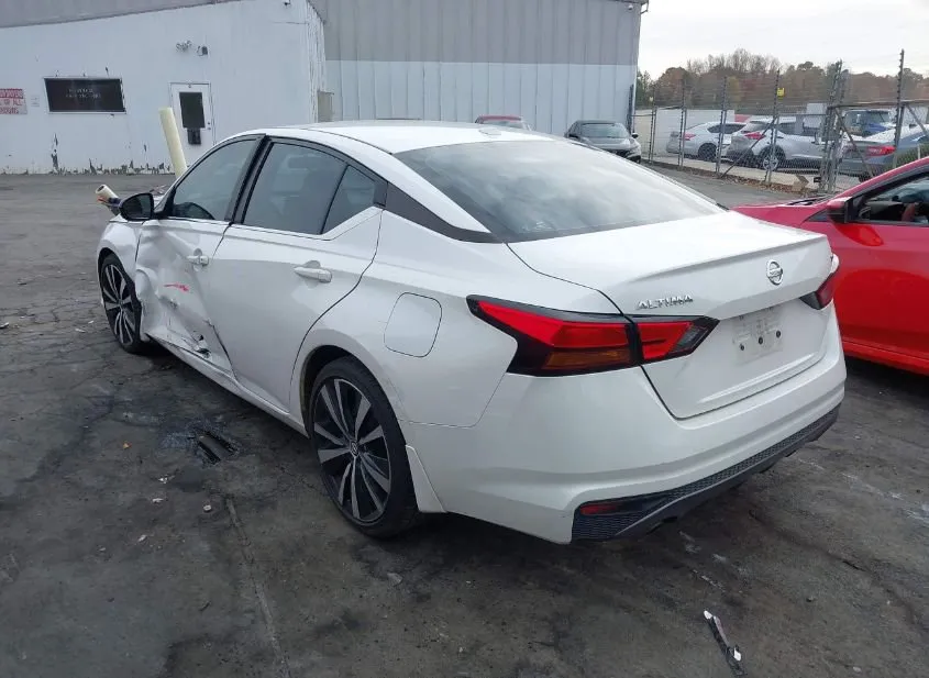 2019 NISSAN Altima Used VIN 1N4BL4CV9KN318399 – side profile