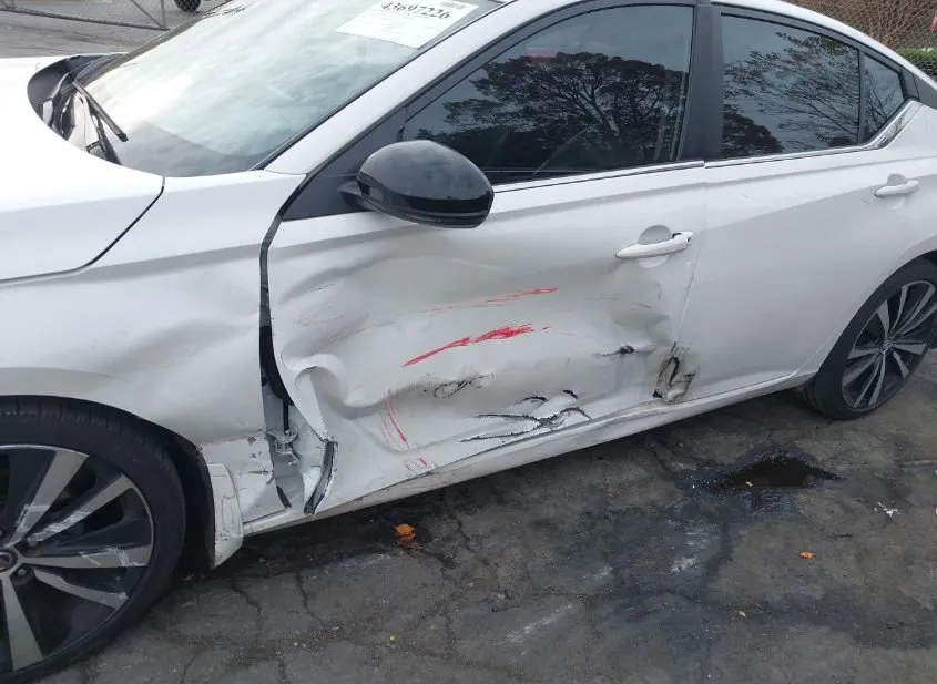 2019 NISSAN Altima Used VIN 1N4BL4CV9KN318399 – odometer reading