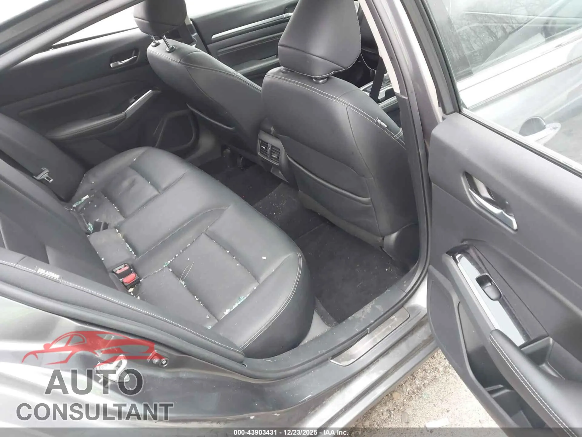 2021 NISSAN ALTIMA Damaged VIN 1N4BL4FW9MN306681 – undercarriage