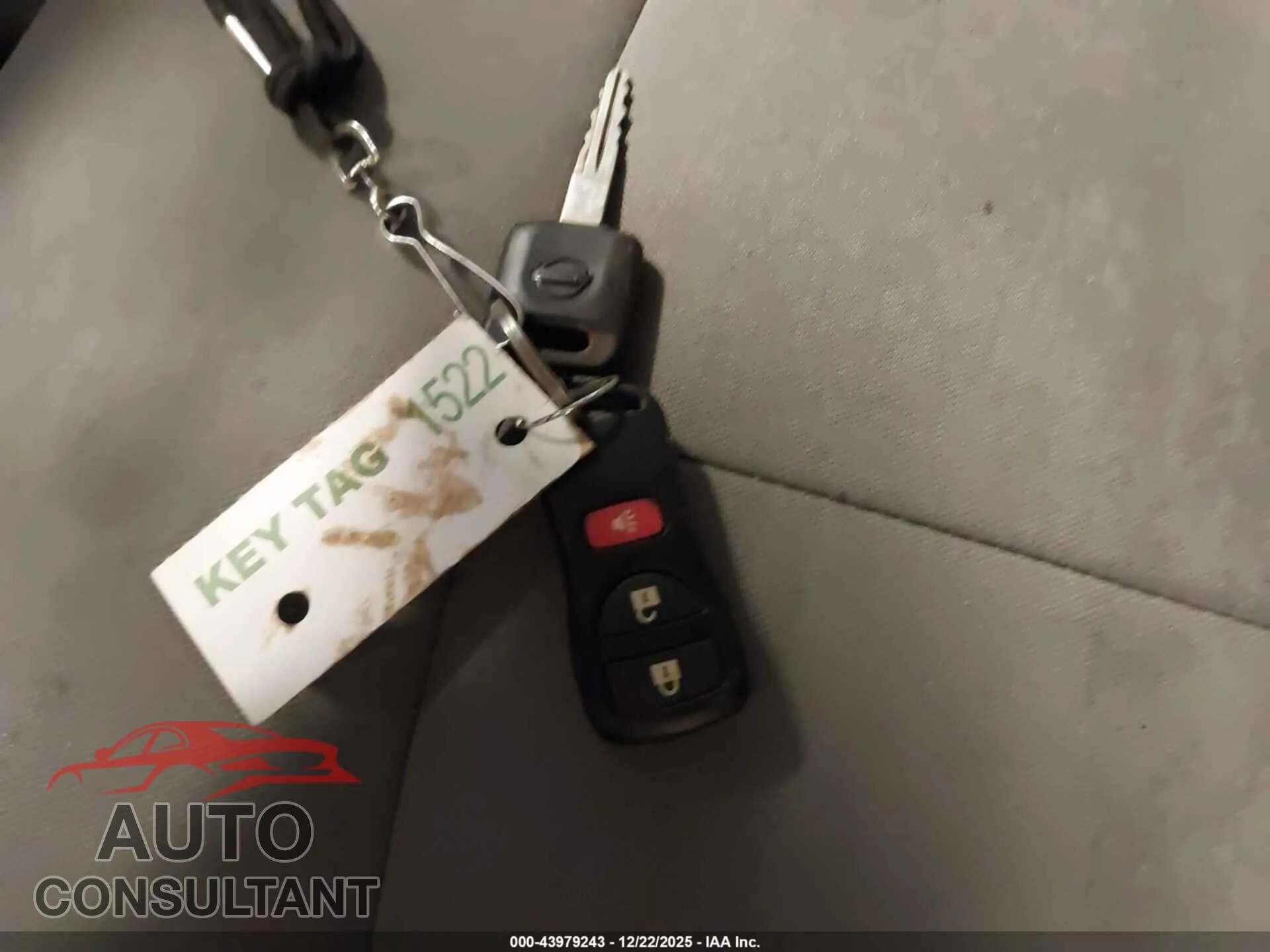 2019 NISSAN NV CARGO NV2500 HD Damaged VIN 1N6BF0KY7KN801571 – photo 11