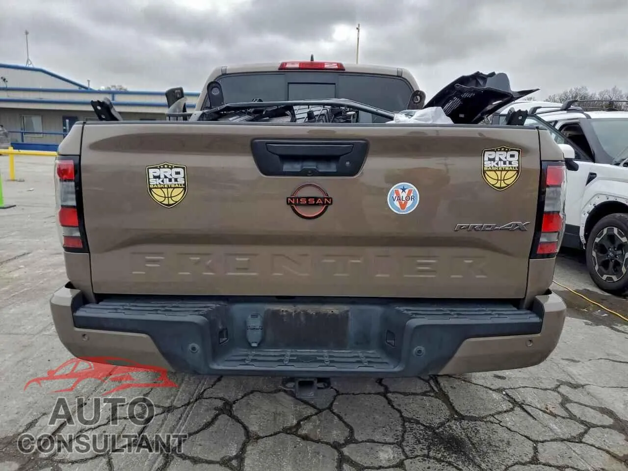 2022 NISSAN FRONTIER Damaged VIN 1N6ED1EK0NN637827 – engine bay