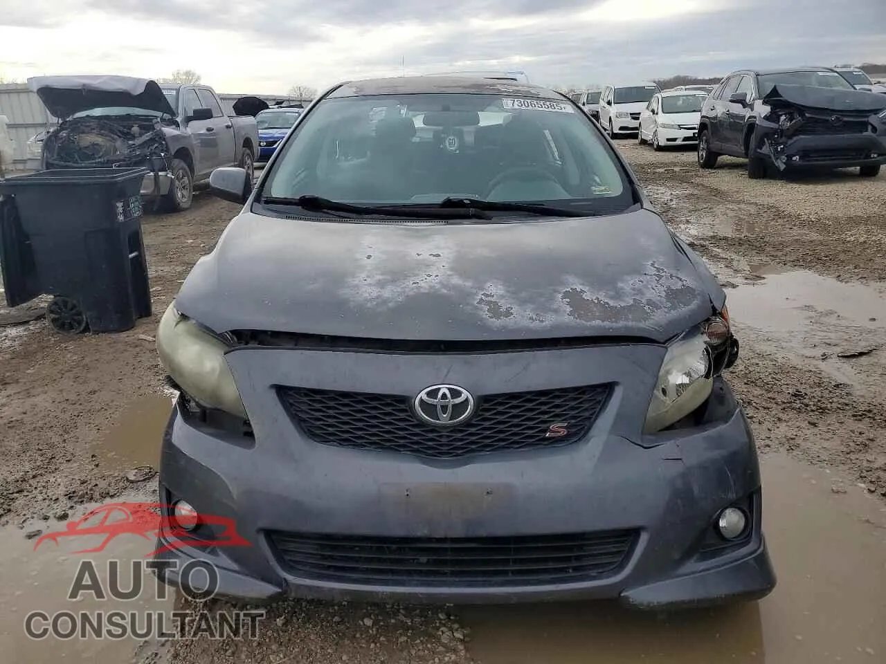 2009 TOYOTA COROLLA Damaged VIN 1NXBU40E89Z139925 – interior seats