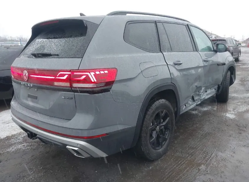 2025 VOLKSWAGEN Atlas Used VIN 1V2CR2CA2SC516265 – photo 18