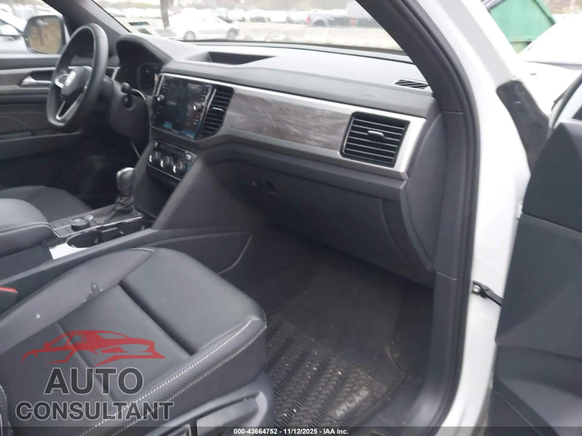 2023 VOLKSWAGEN ATLAS CROSS SPORT Damaged VIN 1V2KE2CA7PC226263 – interior seats