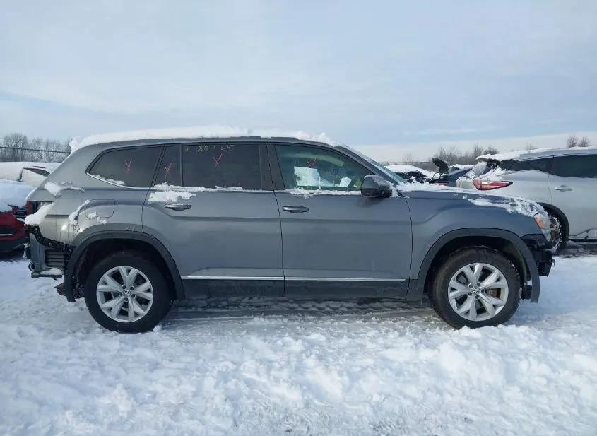 2018 VOLKSWAGEN Atlas Used VIN 1V2MR2CA1JC578131 – exterior detail