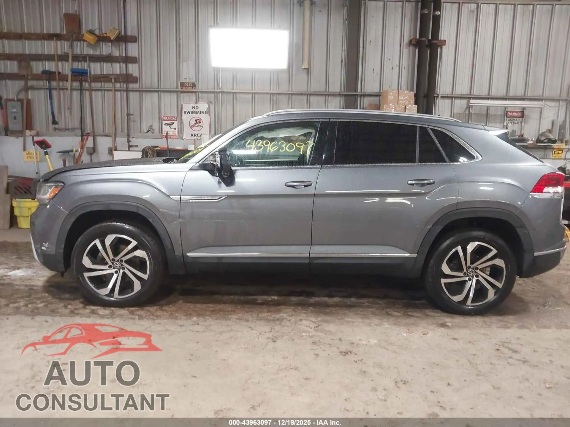 2021 VOLKSWAGEN ATLAS CROSS SPORT Damaged VIN 1V2TE2CA1MC202556 – photo 14