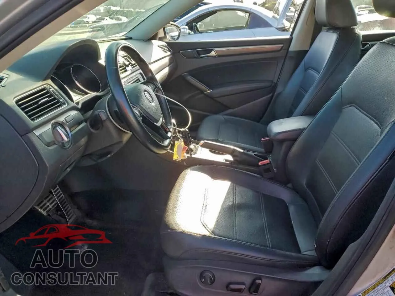 2018 VOLKSWAGEN PASSAT Damaged VIN 1VWAA7A37JC000979 – exterior detail 2018 VOLKSWAGEN PASSAT Damaged VIN 1VWAA7A37JC000979 – exterior detail
