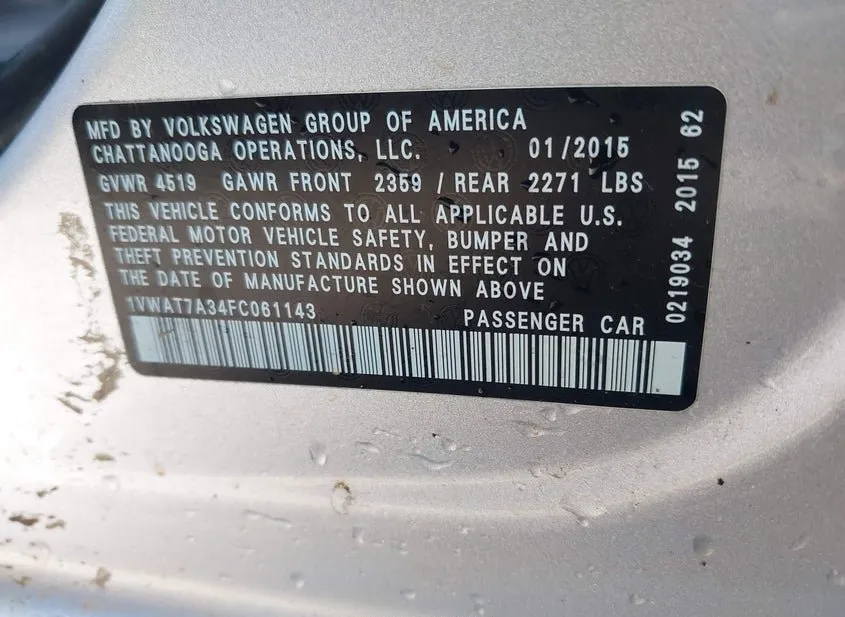 2015 VOLKSWAGEN PASSAT Used VIN 1VWAT7A34FC061143 – odometer reading
