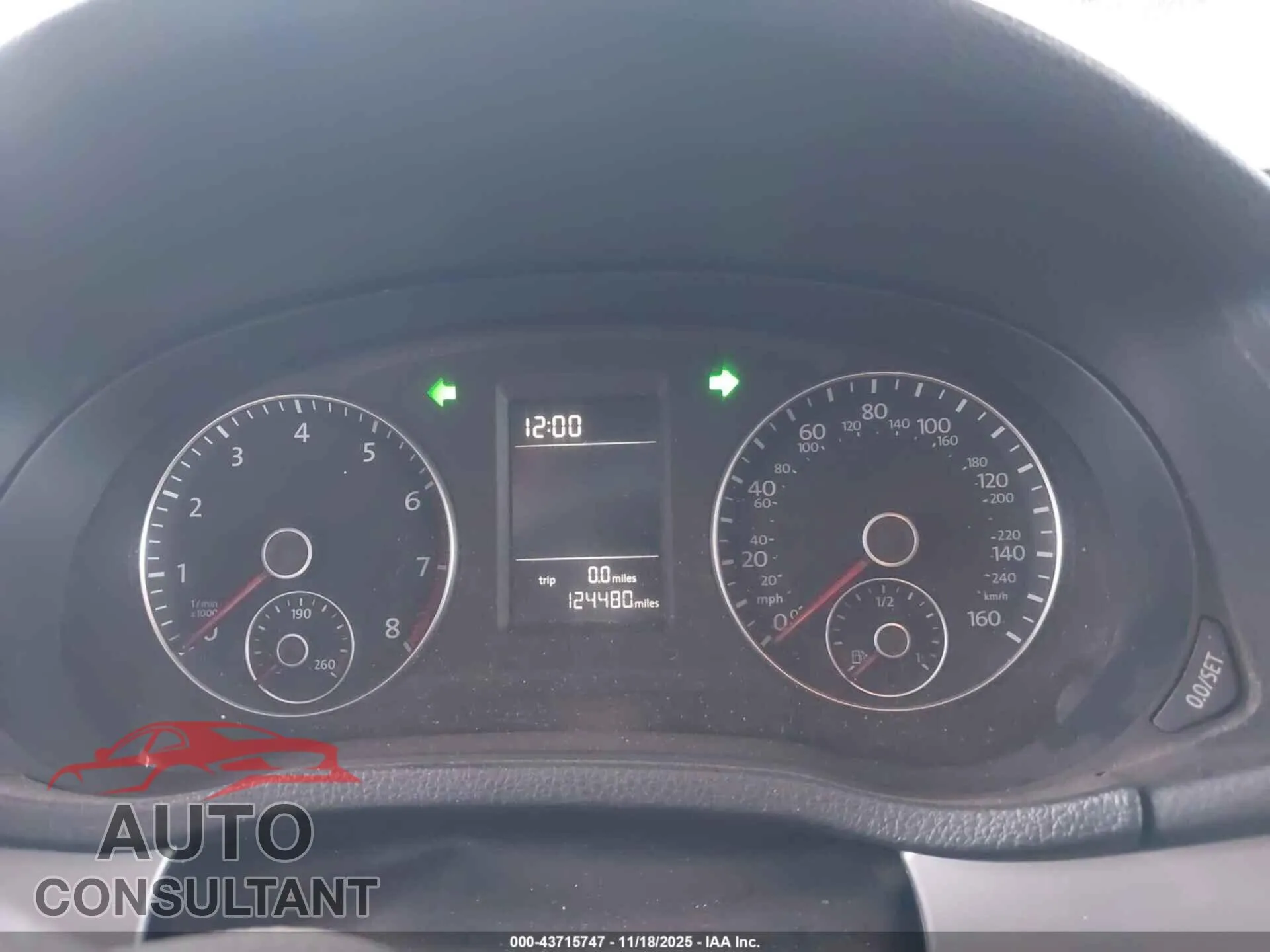 2014 VOLKSWAGEN PASSAT Damaged VIN 1VWAT7A39EC086893 – exterior detail 2014 VOLKSWAGEN PASSAT Damaged VIN 1VWAT7A39EC086893 – exterior detail