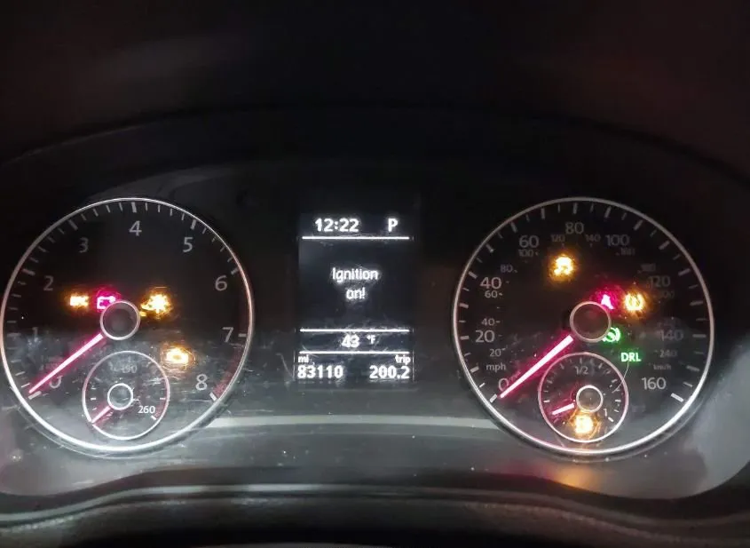 2015 VOLKSWAGEN Passat Used VIN 1VWBS7A32FC044722 – side profile