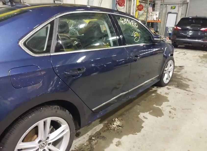 2015 VOLKSWAGEN Passat Used VIN 1VWBS7A32FC044722 – odometer reading