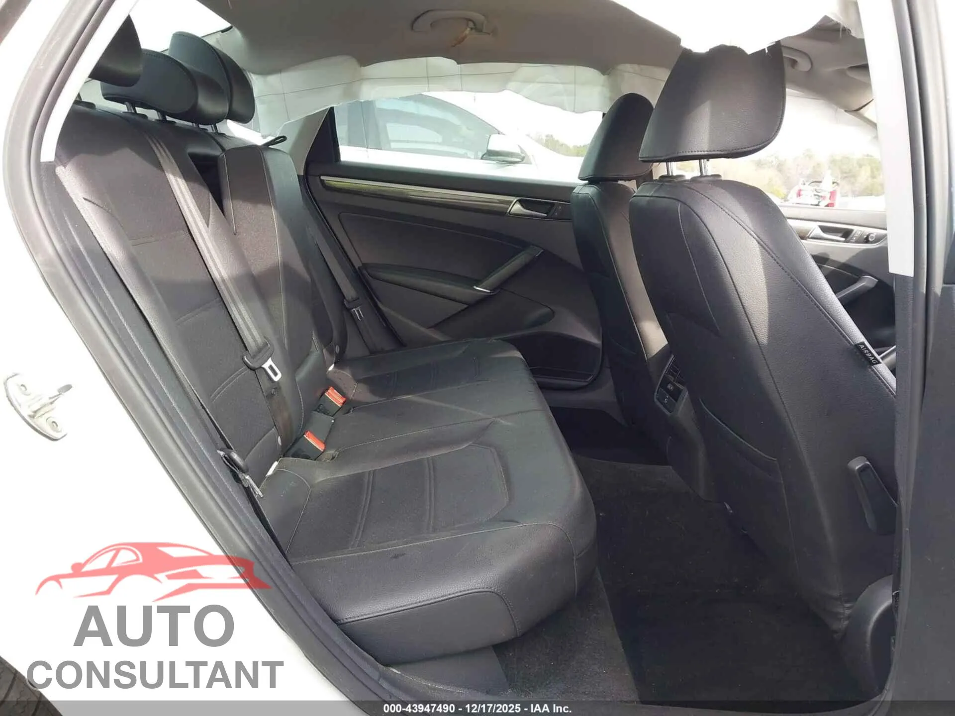 2016 VOLKSWAGEN PASSAT Damaged VIN 1VWBT7A38GC024232 – undercarriage