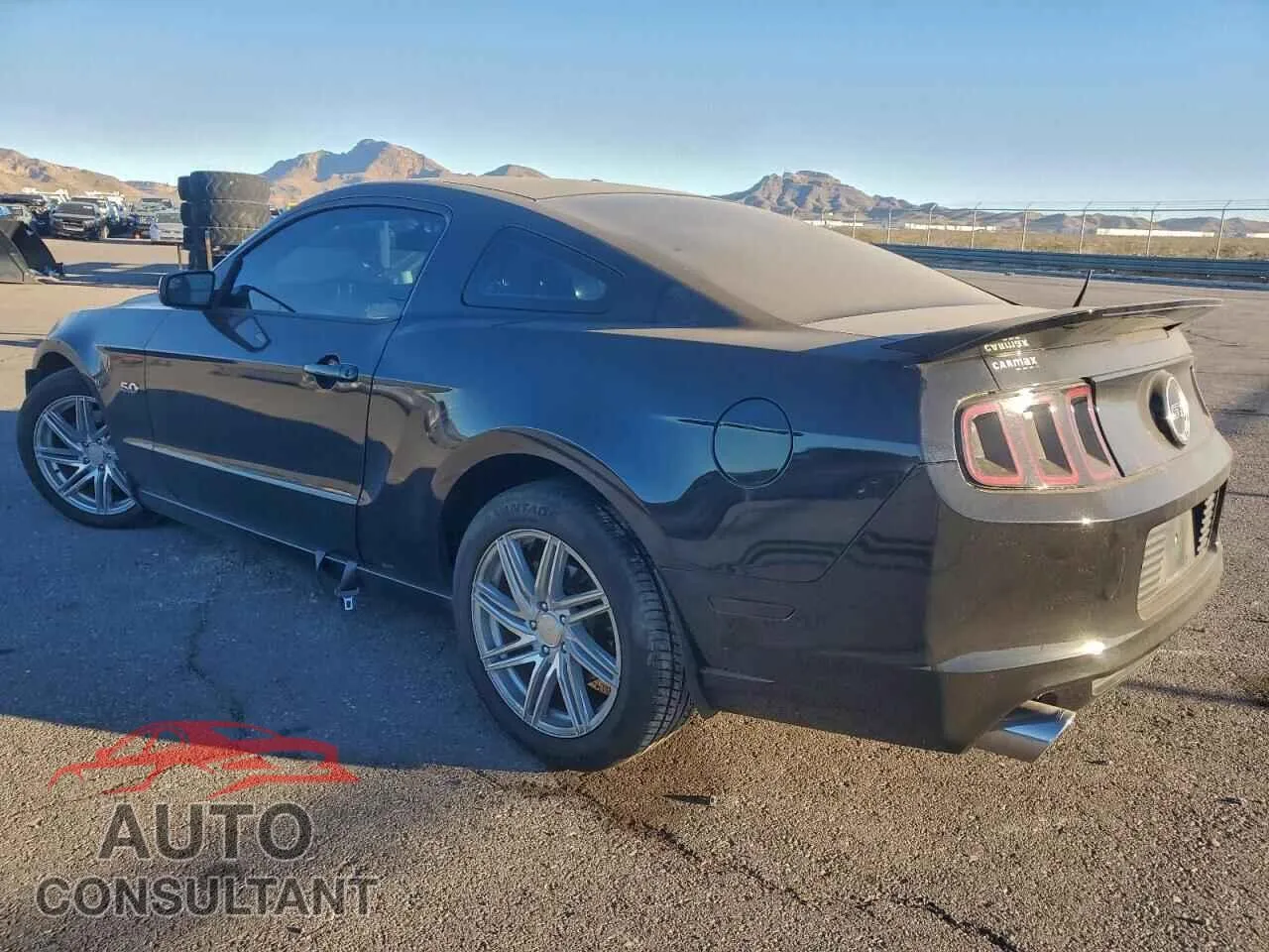 2014 FORD MUSTANG Damaged VIN 1ZVBP8CF8E5299652 – rear exterior